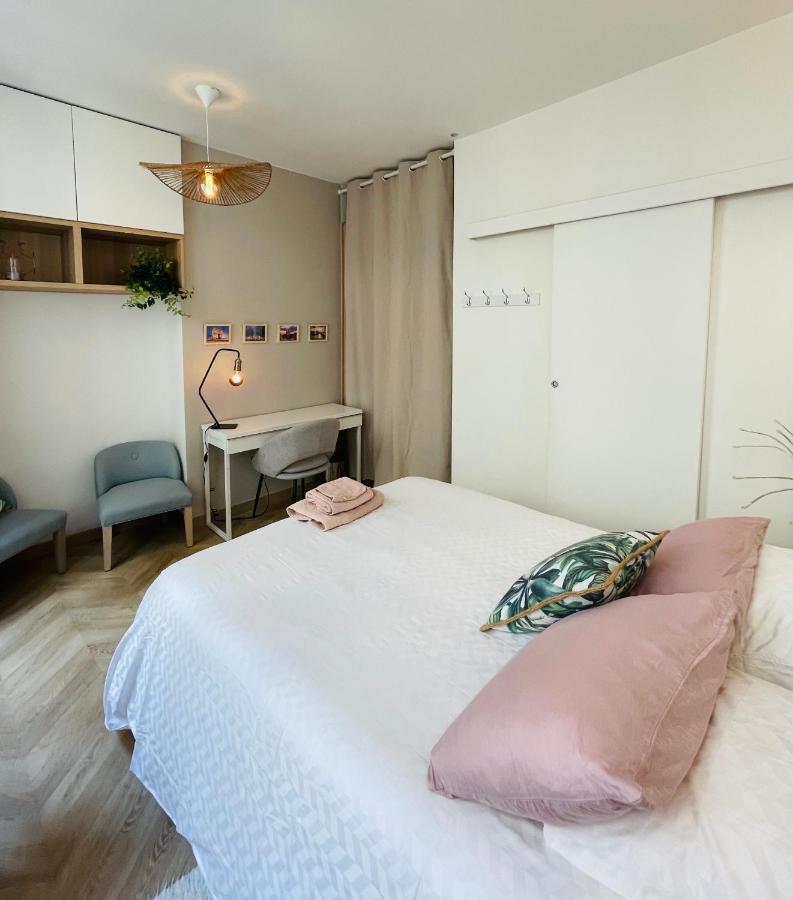 Appartement Le Nid Douillet De Patricia à Paris Extérieur photo
