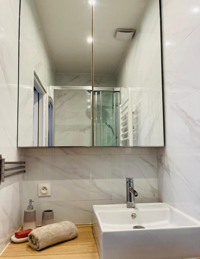 Appartement Le Nid Douillet De Patricia à Paris Extérieur photo