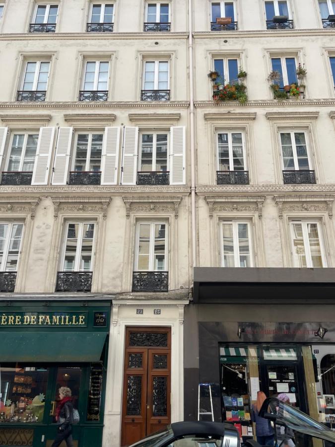 Appartement Le Nid Douillet De Patricia à Paris Extérieur photo